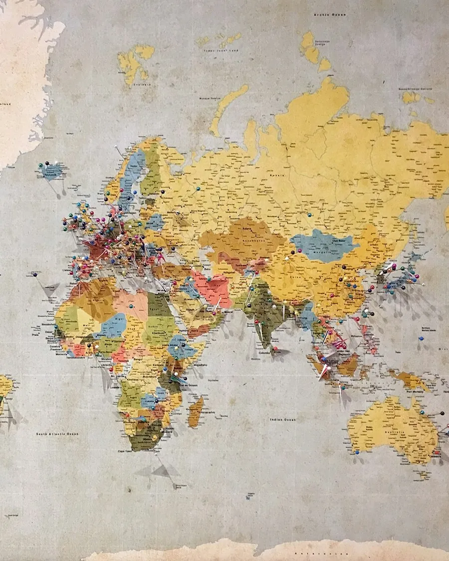 World map used to plan the scope of a discovery phase